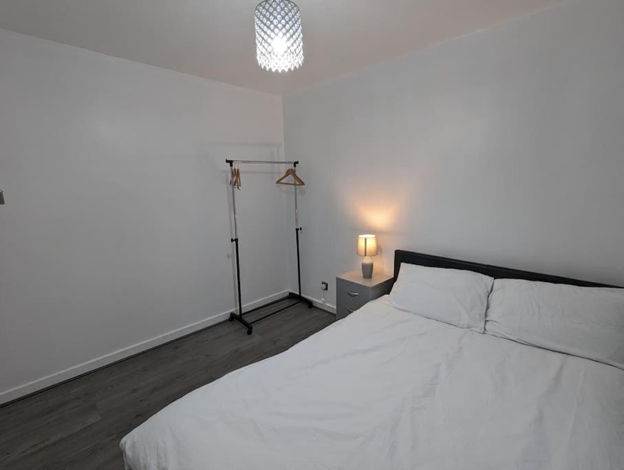 3 Bedroom Apartment Sleeps 8 Edimburgo Exterior foto